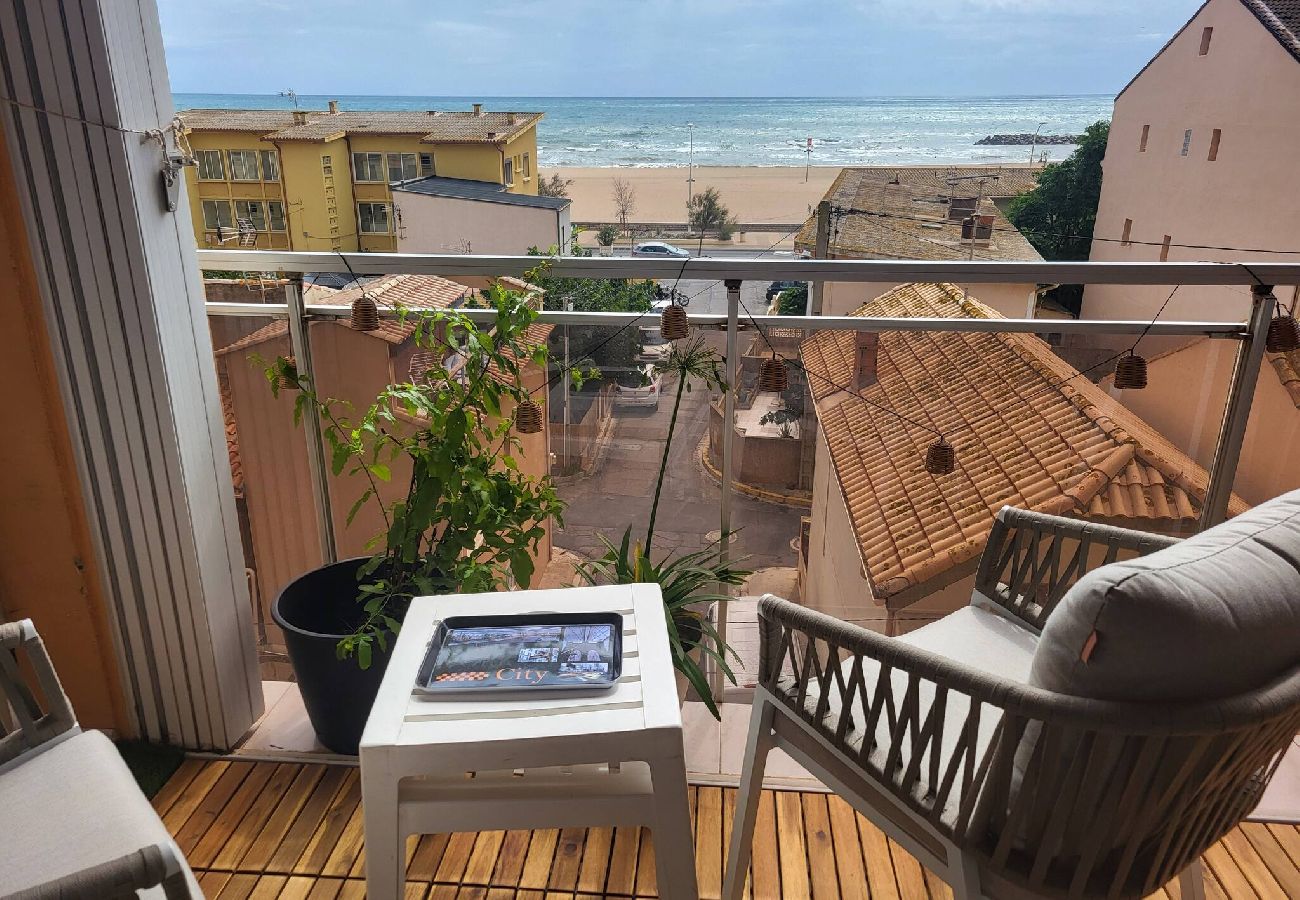 Appartement à Valras-Plage - Appartement Cosy avec Vue Mer au 4ème