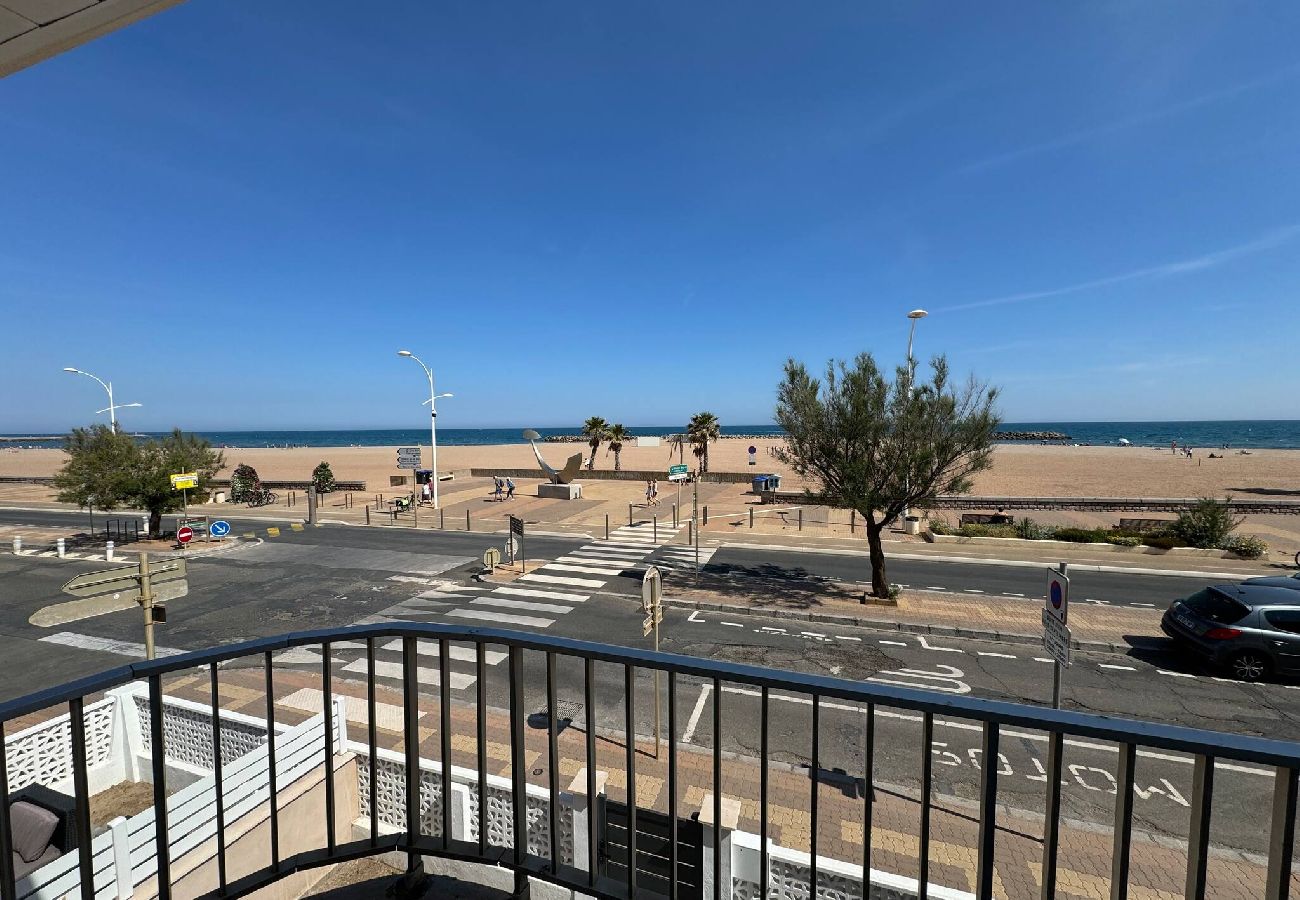 Appartement à Valras-Plage - Balcon sur la Méditerranée 