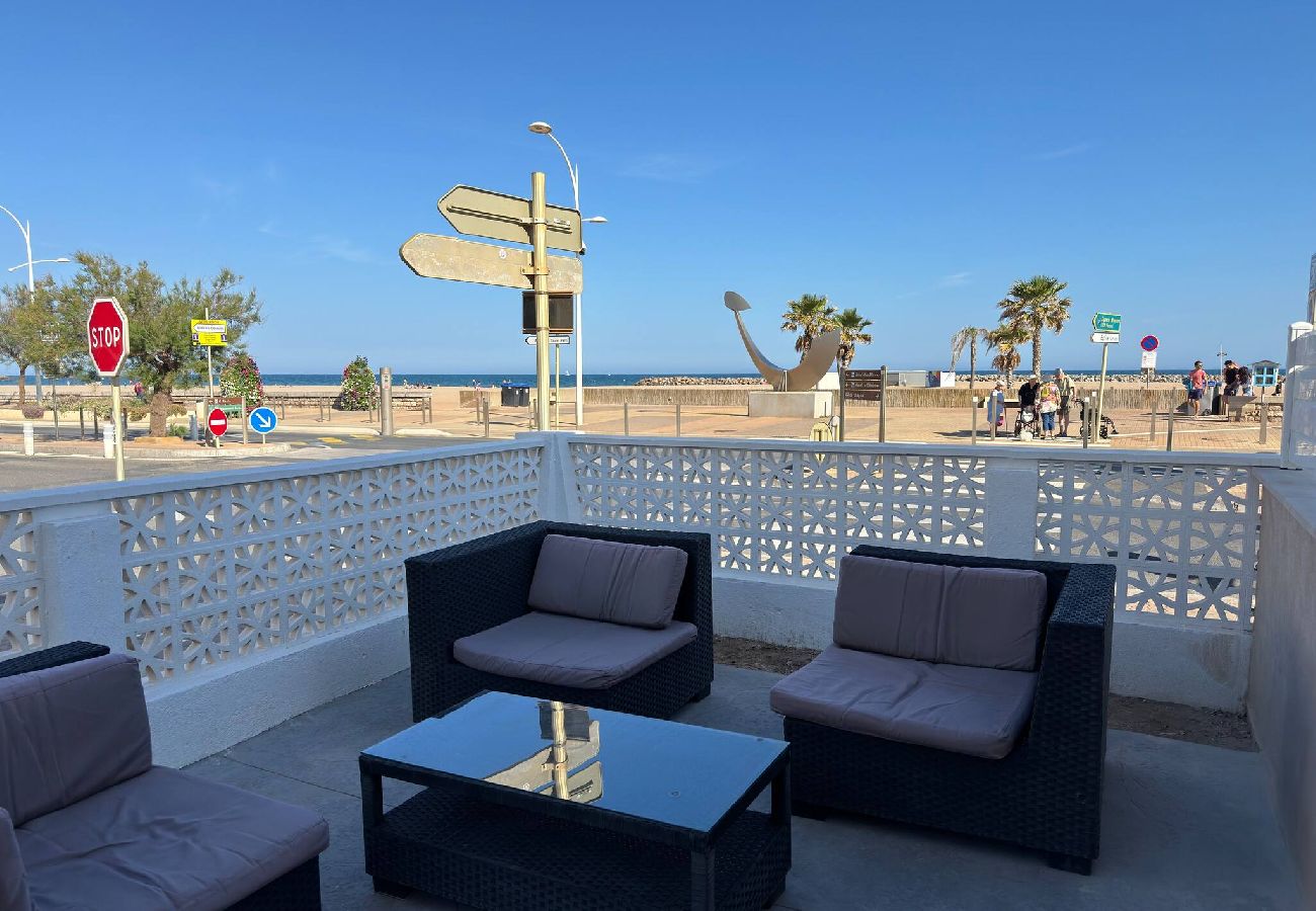 Appartement à Valras-Plage - Balcon sur la Méditerranée 