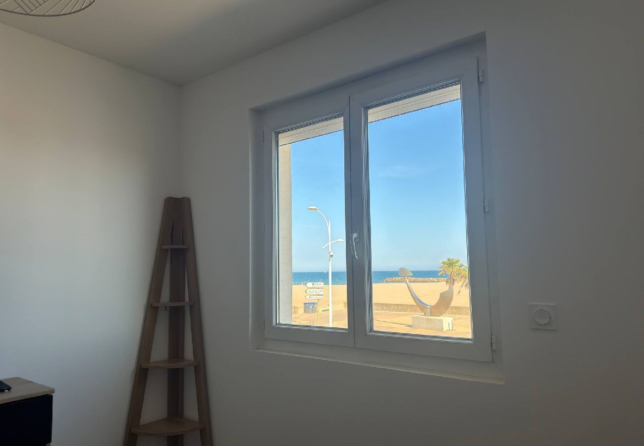 Appartement à Valras-Plage - Balcon sur la Méditerranée 