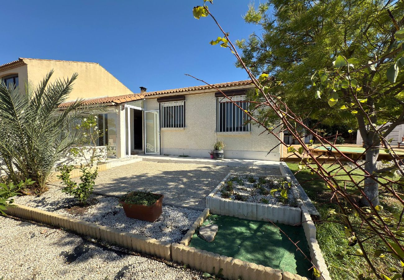 Maison à Vendres - Oasis privée à Vendres piscine et confort moderne
