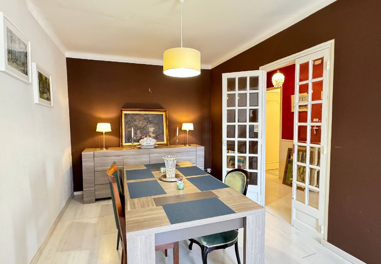 Appartement à Beziers - Charmant T3 en centre ville Béziers avec parking 